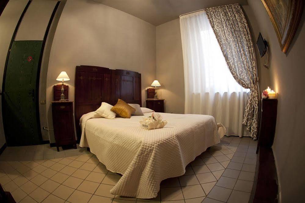 La Colonna Hotell Lucca Eksteriør bilde