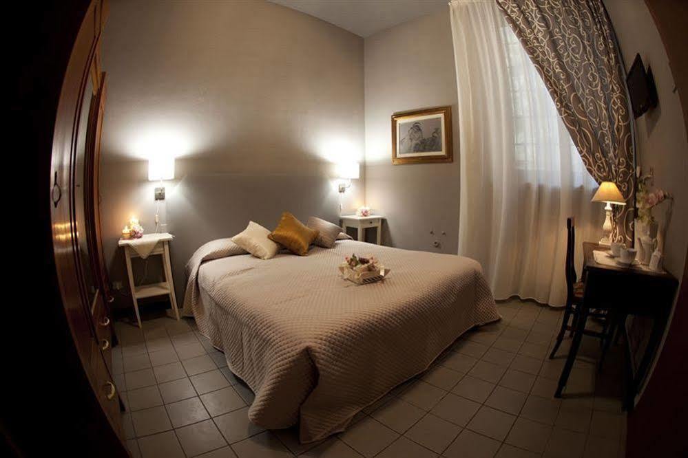 La Colonna Hotell Lucca Eksteriør bilde